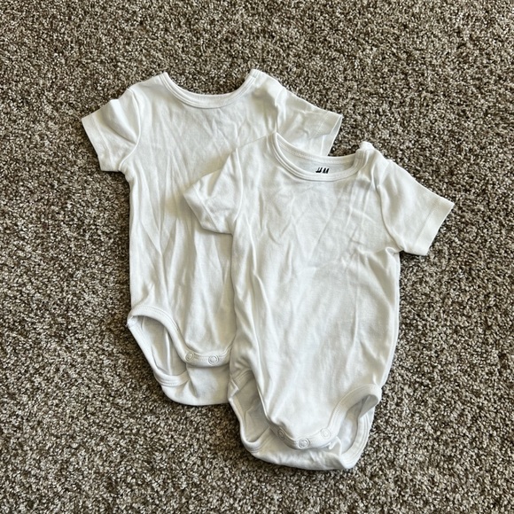 H&M Onsies - Picture 1 of 2